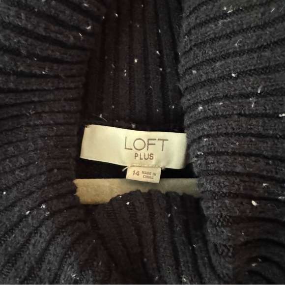 Loft Plus Poncho Sweater Size 14 - Picture 2 of 2